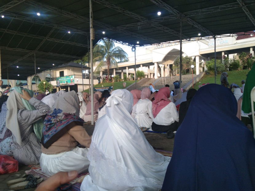 Sholat Iedul Fitri 1445 H di Masjid Al Kautsar Vila Dago Pamulang