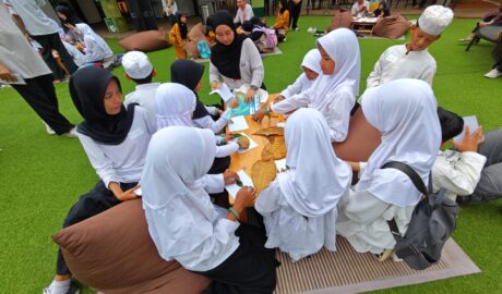 Cerita di Balik 100 Anak Panti Mengenal Alam Bersama Sharp