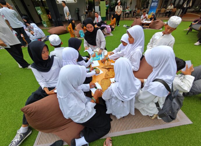 Cerita di Balik 100 Anak Panti Mengenal Alam Bersama Sharp