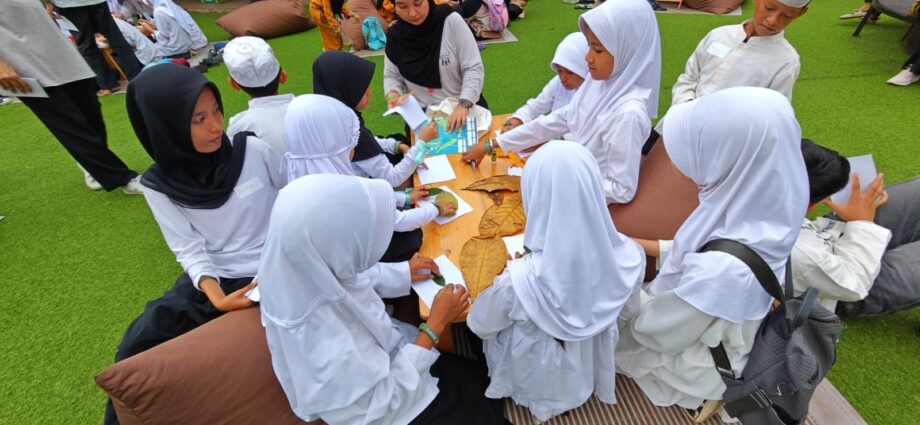 Cerita di Balik 100 Anak Panti Mengenal Alam Bersama Sharp