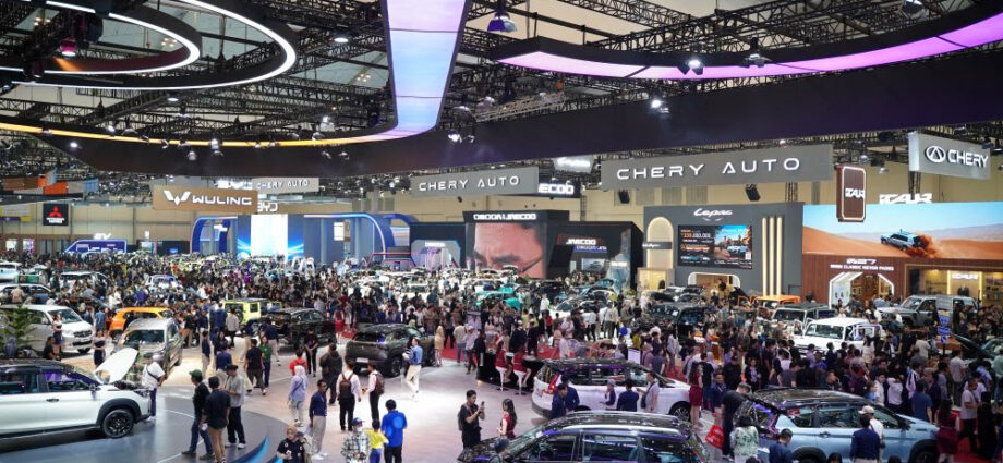 Pesta Otomotif Belum Usai: Intip Jadwal GIIAS The Series di Surabaya, Bali, dan Kota Lainnya