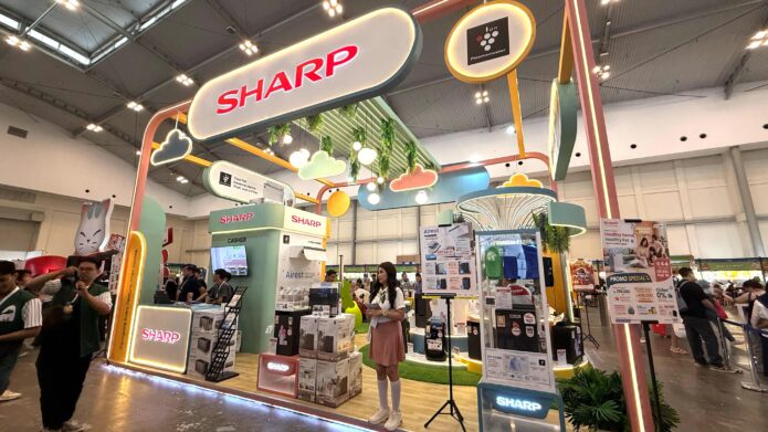 Bebas Bau & Bulu Rontok: Solusi Udara Sehat di Rumah Ramah Anabul dari Sharp