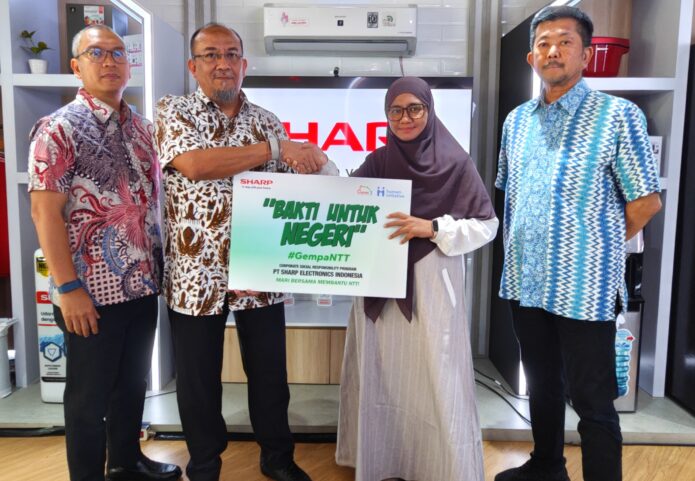 Bahu-Membahu Pulihkan Nagekeo: Kolaborasi Sharp Indonesia dan Human Initiative Siapkan Bantuan Langsung