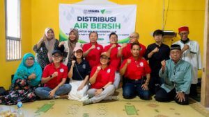 Personil IHGMA dalam CSR Menyalurkan total 61 tangki yang disalurkan, sebanyak 25 tangki air diberikan kepada masyarakat di Gubug Sinau