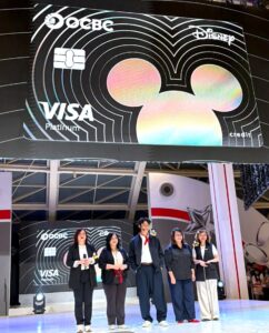 OCBC Luncurkan Desain Bertema Mickey Mouse yang Timeless untukKartu Kredit OCBC Nyala Platinum Edisi Mickey Mouse