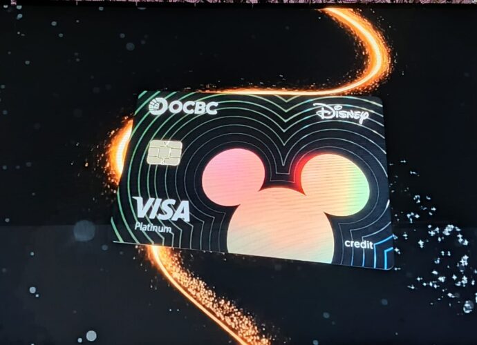 Sentuhan Nostalgia di Dompet Digital: Menikmati Sensasi Gaya Hidup Premium Bersama OCBC Nyala Platinum Mickey Mouse
