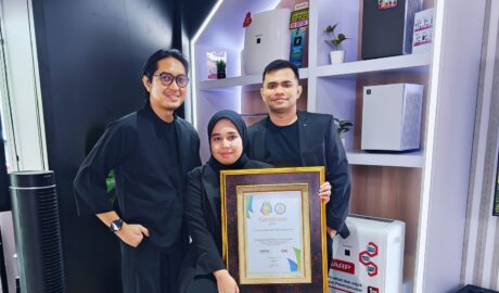 Sharp Indonesia Raih Dua Penghargaan Indonesia PR Practitioner of the Year 2026 Konsistensi Komunikasi dan Relasi Media Sharp Indonesia Mendapat Pengakuan Dari para Jurnalis