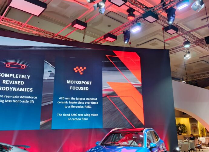 The new Mercedes-Benz C-Class: Penyempurnaan baru dengan karakter yang semakin kuat