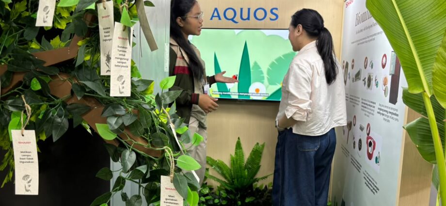 Mulai dari Hal Kecil, Sharp Ajak Gen Z Wujudkan Bumi Lebih Hijau di Langkah Membumi 2026